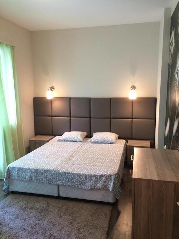 Cosy Center Apartment Varna Exteriör bild
