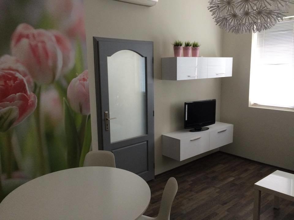 Cosy Center Apartment Varna Exteriör bild
