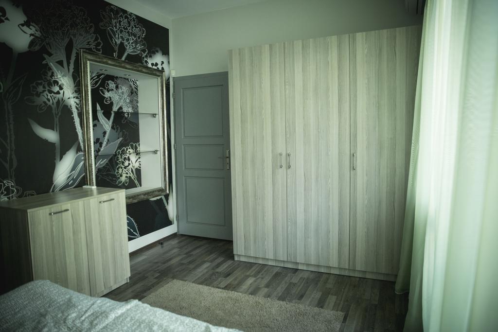 Cosy Center Apartment Varna Exteriör bild